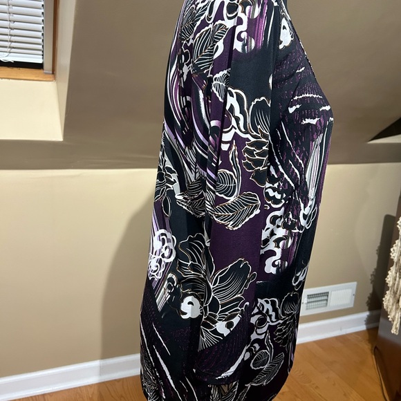 Women’s medium top - Picture 3 of 6